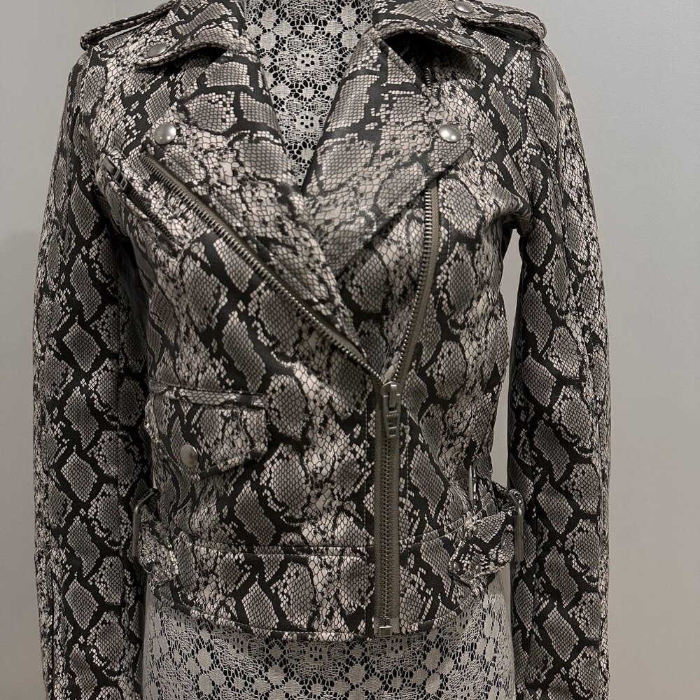 BLANKNyc Faux Leather/Snakeskin Jacket XS - PRICE DROP